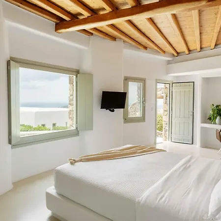 Myker Estate I 8-bdr, Luxury, Seaview, Pool
