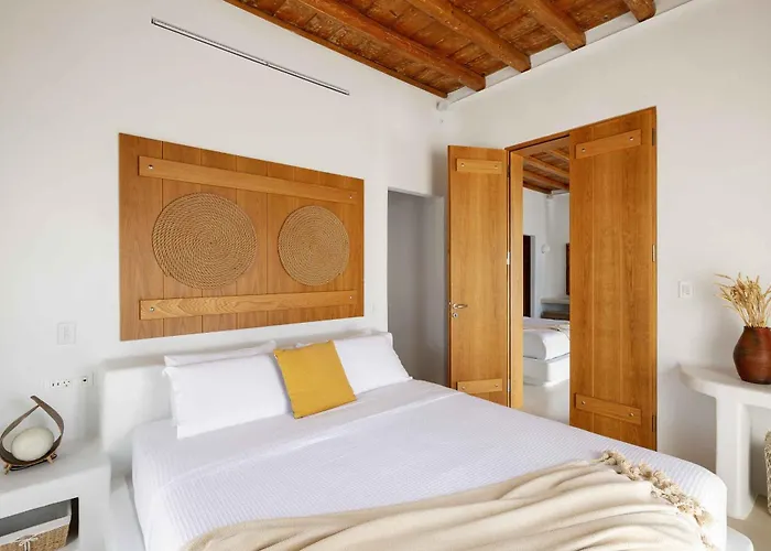 Myker Estate I 8-bdr, Luxury, Seaview, Pool Plintri