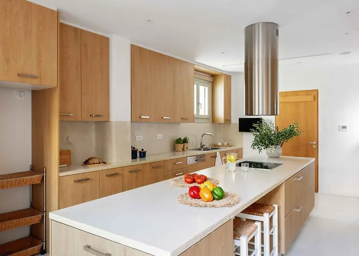 Myker Estate I 8-bdr, Luxury, Seaview, Pool וילה Plintri